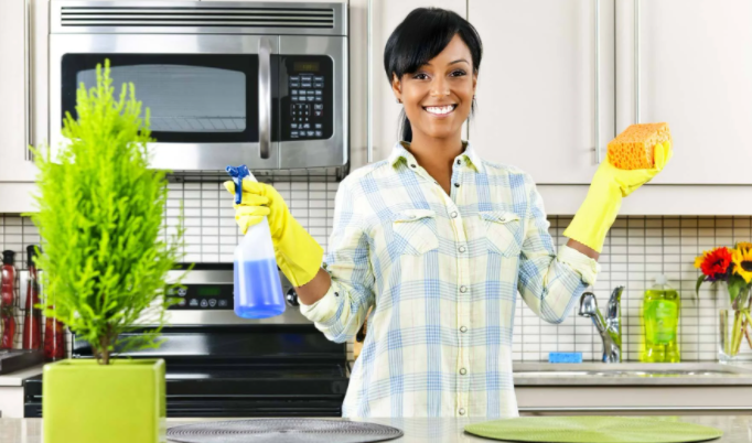 cleaning hack woman